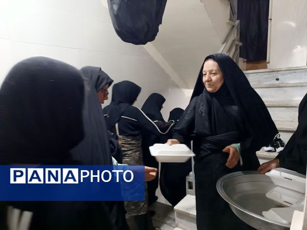 برگزاری مراسم شب قدر در حسینیه بیت الرباب قیامدشت ری 