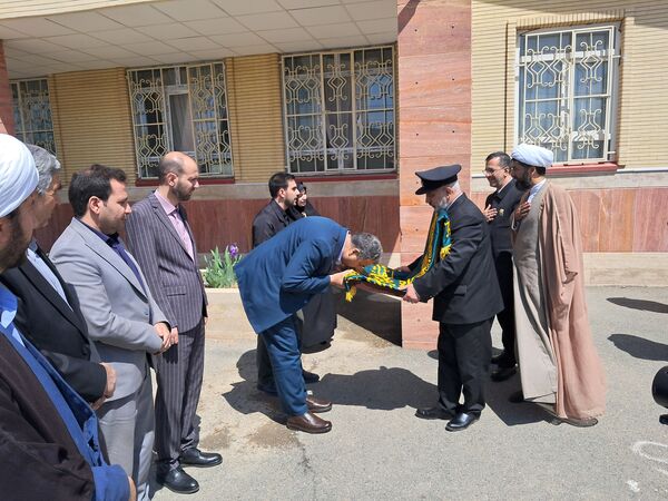 پرچم متبرک رضوی در مدارس شهرستان عجب‌شیر 
