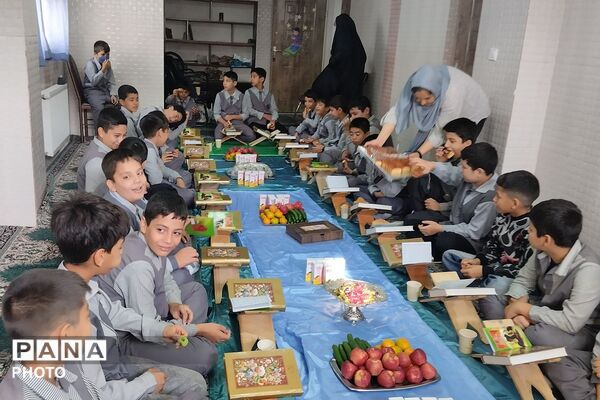 چهارشنبه های امام رضایی در دبستان بانو ابوالوفا ناحیه دو شهرری 
