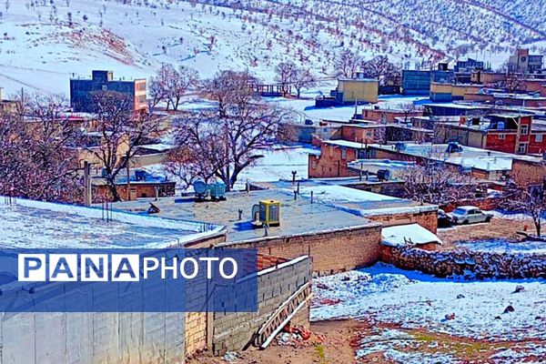 بارش باران و برف زمستانی در روستای کینک