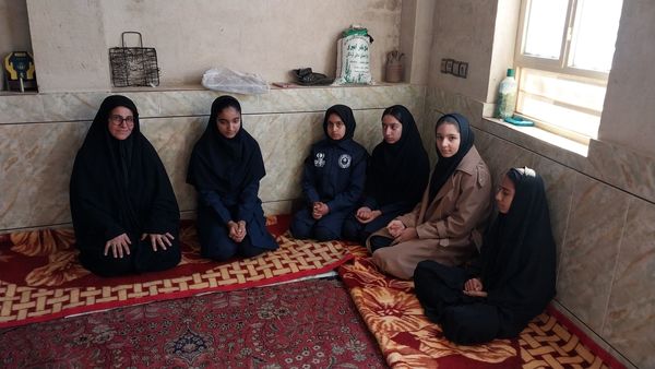 دیداری پر از احساس با مادر شهید حسین اسحاقی 