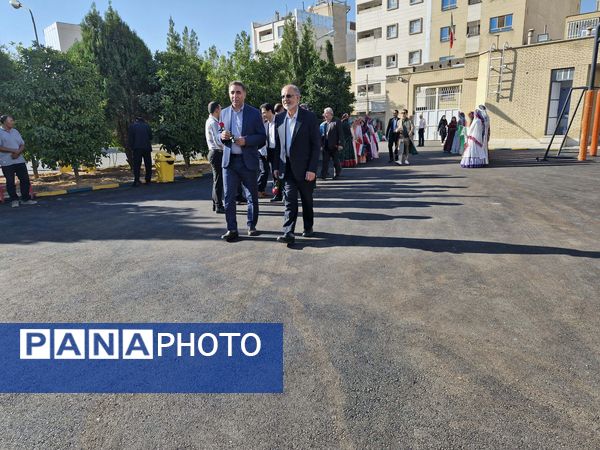  نواخته شدن زنگ مهر و برگزاری جشن بازگشایی مدارس عشایری استان فارس