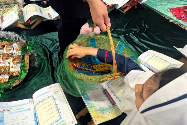 آغاز مسیر قرآنی دانش آموزان کلاس اول دبستان هدی