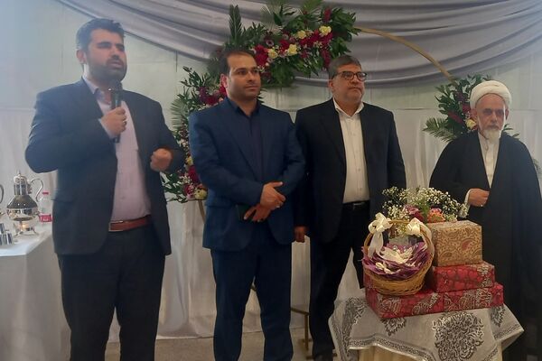میزبانی دبستان آیت‌الله خامنه‌ای از سفره غذاهای رنگارنگ مدارس ابتدایی شهرستان قرچک 