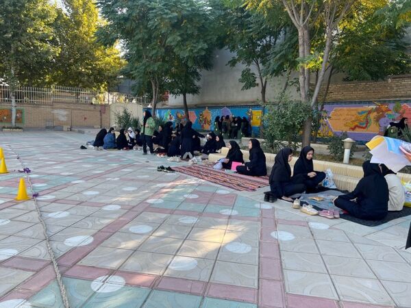 هفته سلامت روان و روز جهانی غذا در دبیرستان جنت شهرستان سملقان