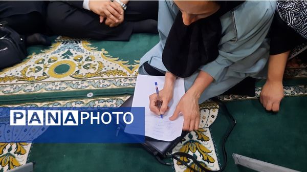  جلسه انجمن اولیا و مربیان در دبیرستان فرهنگیان ناحیه ۷مشهد 