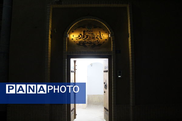 شب یلدا شاعرانه در خانه شعر و ادب شهرداری یزد