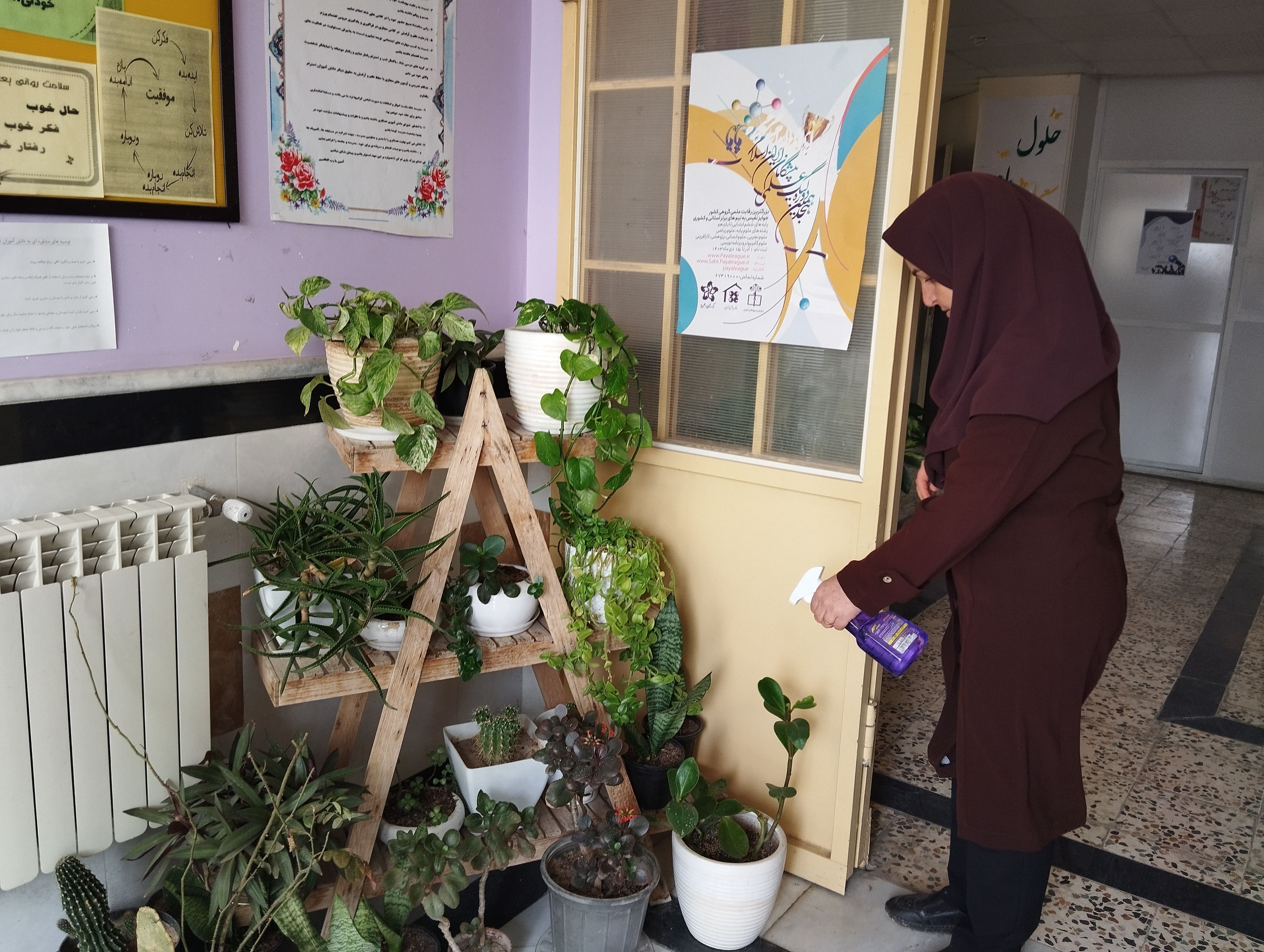 کاشت درخت در هنرستان بصیرت آشخانه