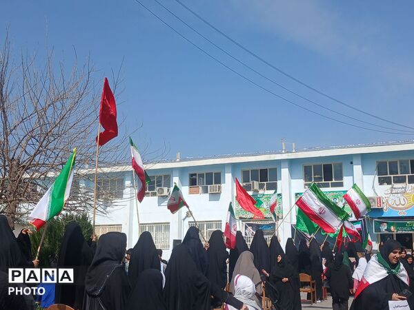 اجتماع پرشور فرهنگیان و دانش آموزان گالیکش