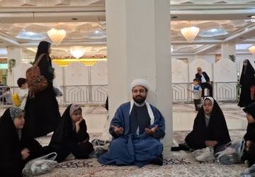 اردوی دانش‌آموزان شهر کهک در حرم حضرت معصومه(س) و بوستان علوی