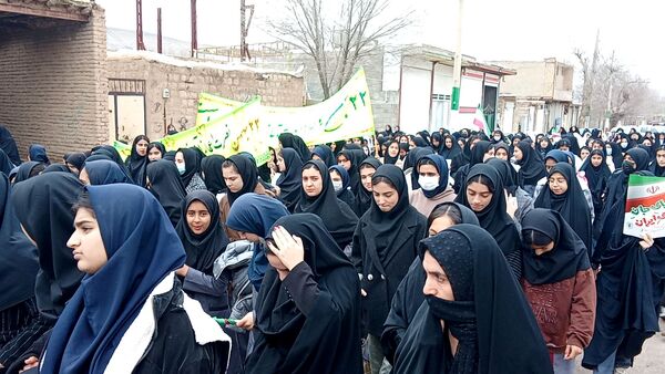 حضور پرشور و وحدت‌آفرین مردم در راهپیمایی ۲۲ بهمن