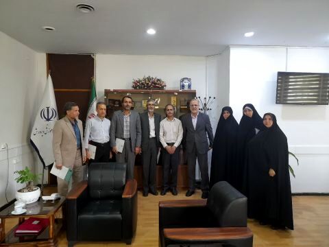 تجلیل معاون‌ حقوقی و امور مجلس از خانواده شهدا‌، جانبازان و ایثارگران‌