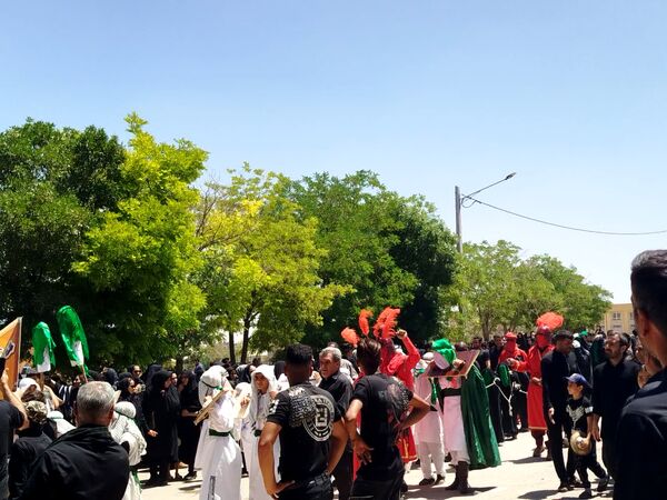 دسته عزاداری ظهر عاشورا در فاروج 