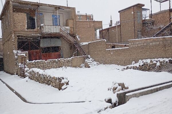 یک قدم مانده به زمستان طبیعت شهر بار کاملاً زمستانی شد