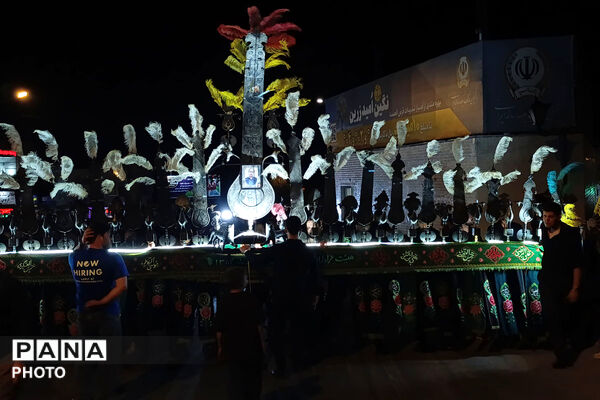 بجنورد یکپارچه در سوگ حسین(ع)