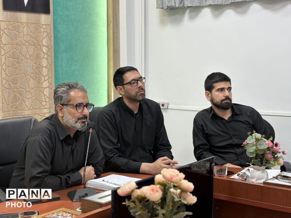 نشست هماهنگی مراسم استانی «احلی من العسل» در اسلامشهر