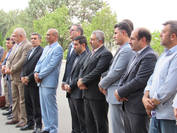 نوسازی و تجهیز ناوگان حمل و نقل اداری آموزش‌ و پرورش کردستان با توزیع ۱۶ دستگاه سمند سورن