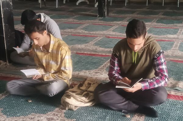 اولین زیارت عاشورای سال ۱۴۰۴ دبیرستان شاهد ابوذر غفاری نیشابور