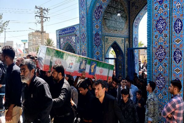 در امتداد عاشورا؛ بدرقه باشکوه شهید امنیت در زاهدان
