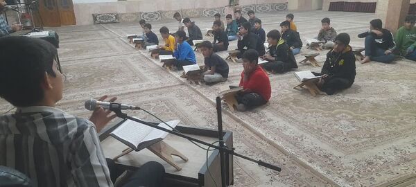 جلسه قرآنی و آموزش تخصصی قرائت قرآن کریم شهدای فدافن