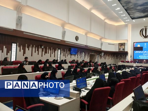 اجلاس نماز ، خانواده و کاهش آسیب های اجتماعی در مشهد