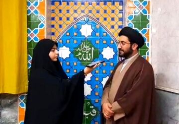 قرآن و نماز، راهی به سوی سعادت و آرامش درونی است