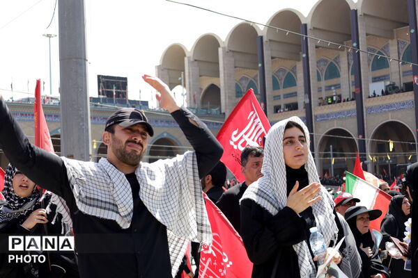 آخرین وداع ملت ایران با رهبر شهید 