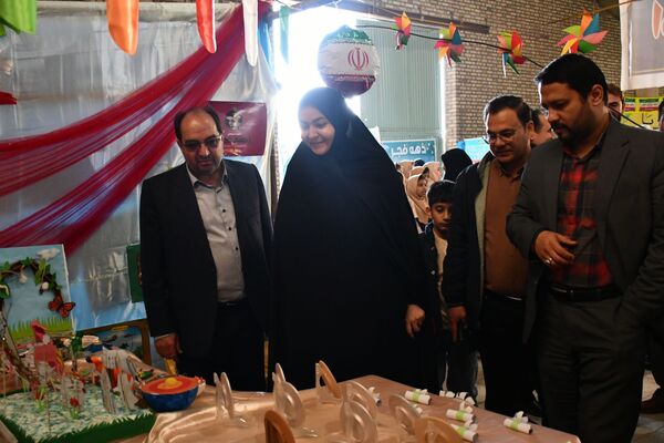 جشن "ایران مون" در مدرسه شهید اتحادی مه ولات