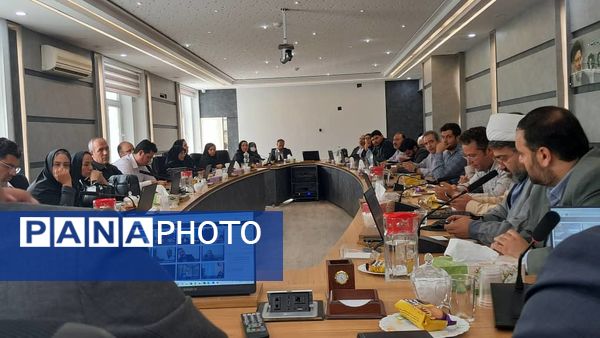 برگزاری وبینار استانی برنامه نماد 