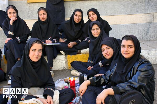 صبحانه سلامت در هنرستان شهید سادلجی؛ گامی برای تقویت بدن و ذهن هنرجویان