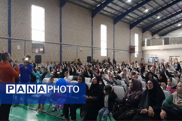 مراسم گرامیداشت دهه کرامت و روز معلم در روستای امیرآباد ملارد برگزار شد