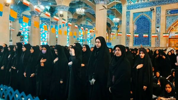اردوی دانش آموزی «ضیافتی در حرم»