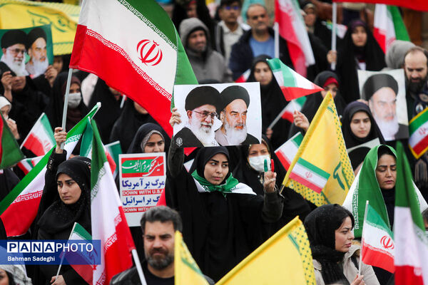 سخنرانی رئیس جمهور در جمع راهپیمایان ۲۲ بهمن