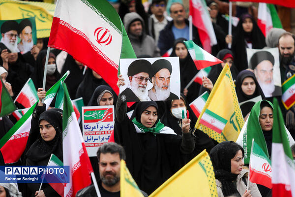 سخنرانی رئیس جمهور در جمع راهپیمایان ۲۲ بهمن