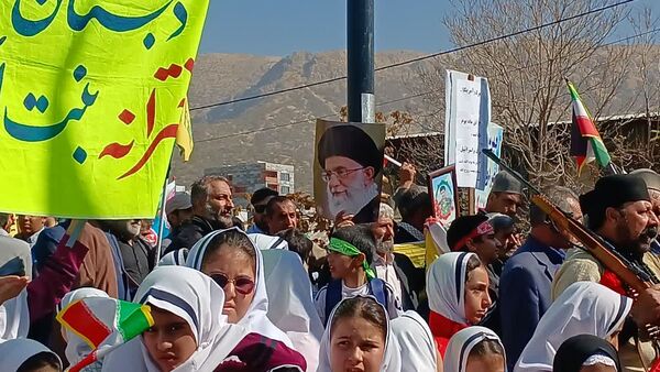 ۱۳ آبان؛ روز تجلیل از آگاهی، فداکاری و نقش‌آفرینی نسل جوان ایران