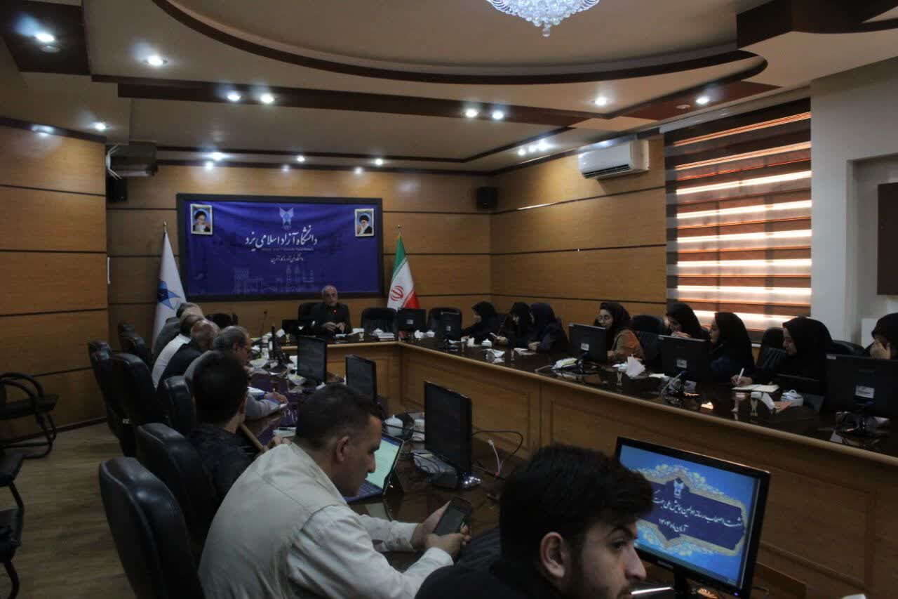 نشست خبری رئیس دانشگاه آزاد اسلامی یزد با اصحاب رسانه