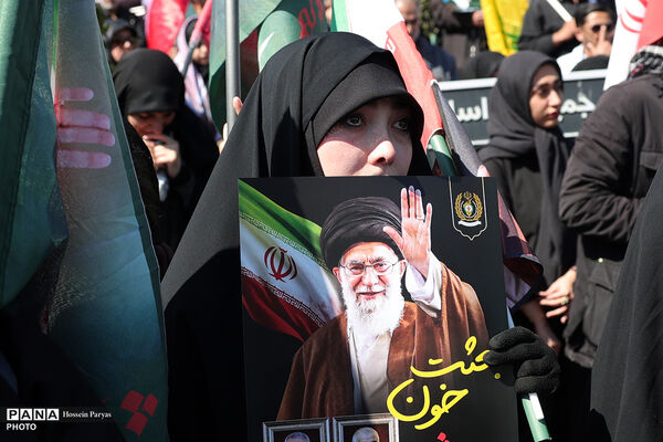 چهلمین روز شهادت رهبر شهید انقلاب اسلامی - تهران