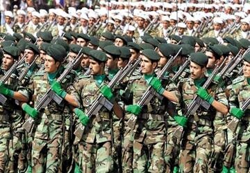 5 آذر و تشکیل بسیج مستضعفین 