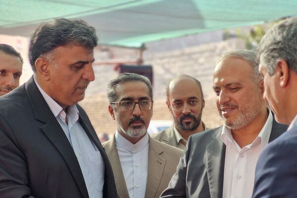 آیین خشت گذاری و افتتاح مدارس در منطقه پردیس با حضور استاندار تهران و مدیر کل شهرستانهای استان تهران 