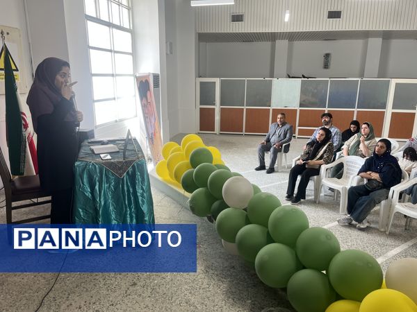 برگزاری جلسه اولیا و مربیان پایه اول دبستان شهید تندگویان