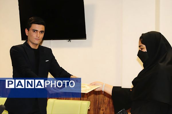 نشست شورای نوجوانان استان کرمان؛ از بیان دغدغه‌ها تا طراحی مسیر تصمیم‌سازی نسل نو