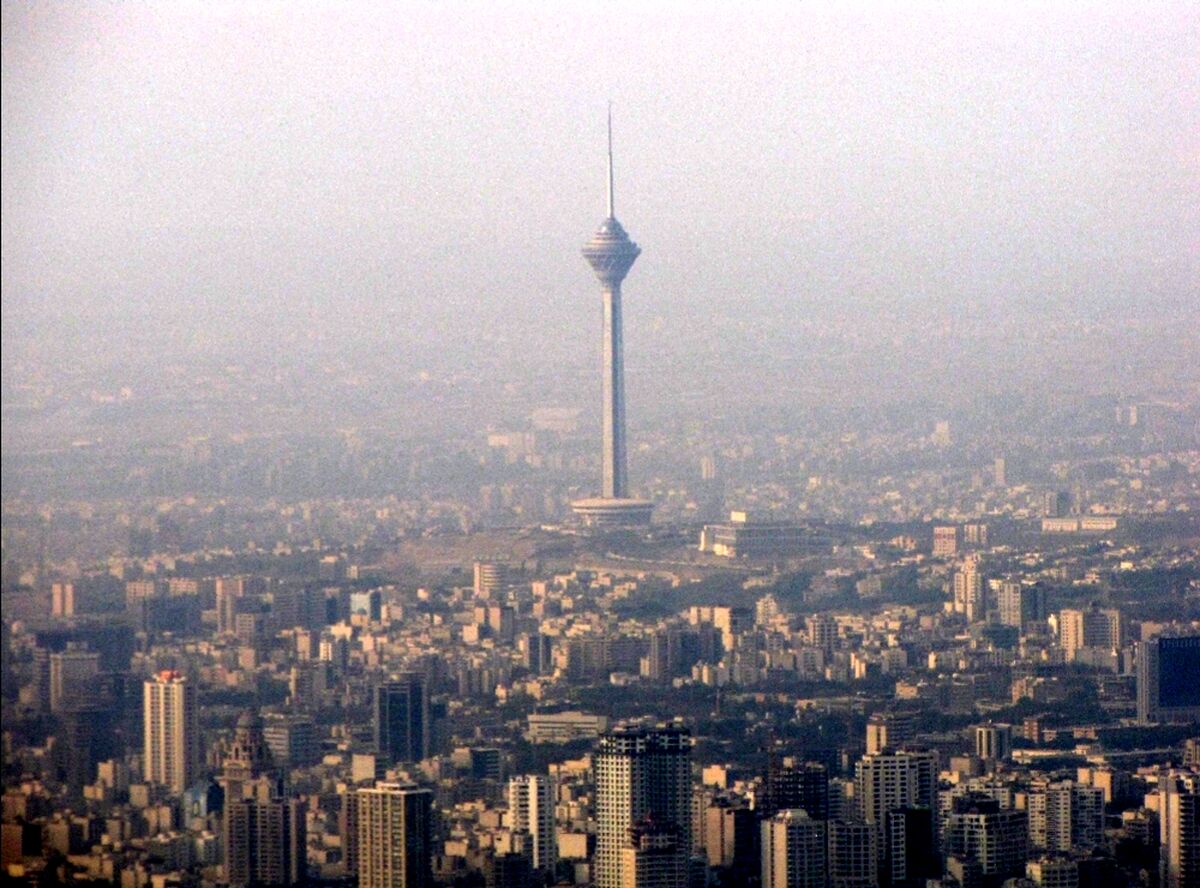 کیفیت هوای تهران در مرز آلودگی قرار گرفت