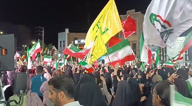 سالروز ازدواج حضرت علی(ع) و حضرت فاطمه(س) در میدان ۲۲ بهمن ایلام