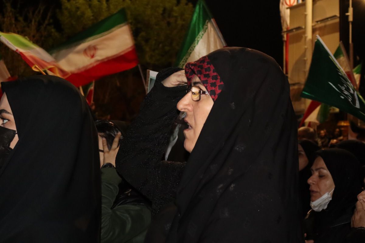 میدان با شما،خیابان با ما
