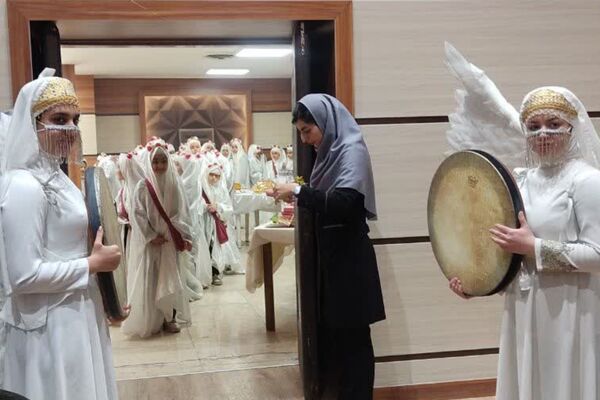 جشن تکلیف فرشتگان ۹ ساله دبستان بعثت ناحیه ۳ شیراز