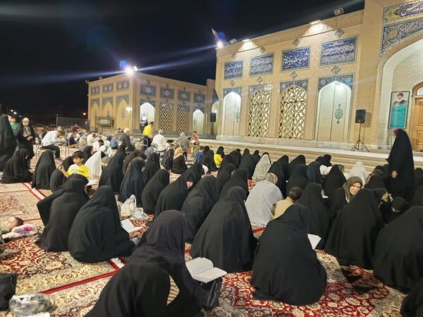 قرائت دعای کمیل در شهرستان کاشمر 