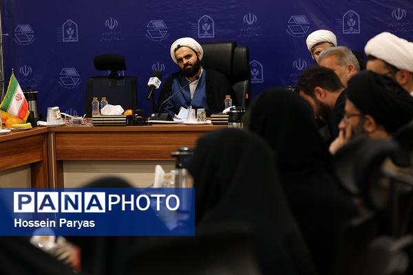 نشست اعضای شورای اندیشه‌ورز اوقات فراغت دانش‌آموزان