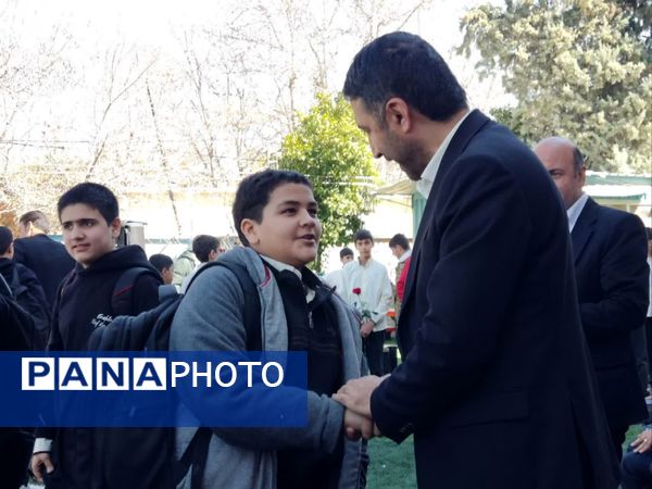 افتتاح مسابقات ورزشی بین مدرسه‌ای «جام اقتدار ایران»