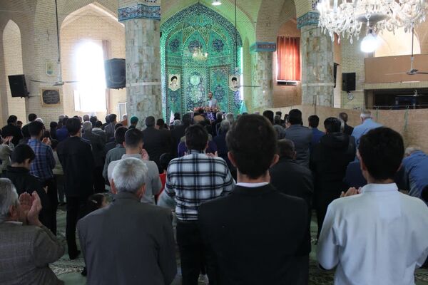 تجلی پیوند مدرسه و مسجد در خاتم