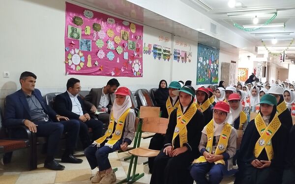 جشنی به‌مناسبت سالروز تاسیس سازمان دانش‌آموزی در لردگان